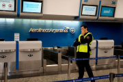 Pilotos de Aerolíneas Argentinas realizan una nueva jornada de protestas y se esperan demoras