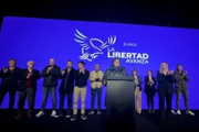 Milei, en el cierre en Rosario: "A partir del domingo va a cambiar en serio la Argentina"