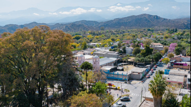 Pomán más conectado: la fibra óptica ya empezó a ser instalada en hogares e instituciones