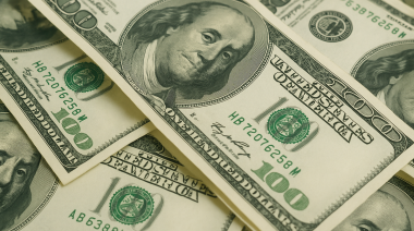 El dólar cerró a $1.515 y subieron acciones y bonos antes de las elecciones