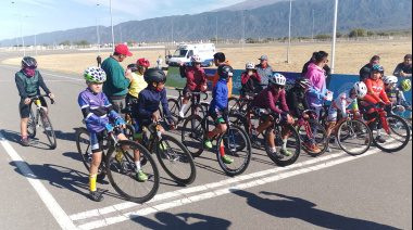 Éxito total en la jornada de ciclismo infantil en el Velódromo: adrenalina, emoción y espíritu deportivo