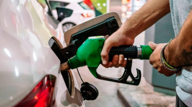 El Gobierno oficializó un aumento en los impuestos a los combustibles