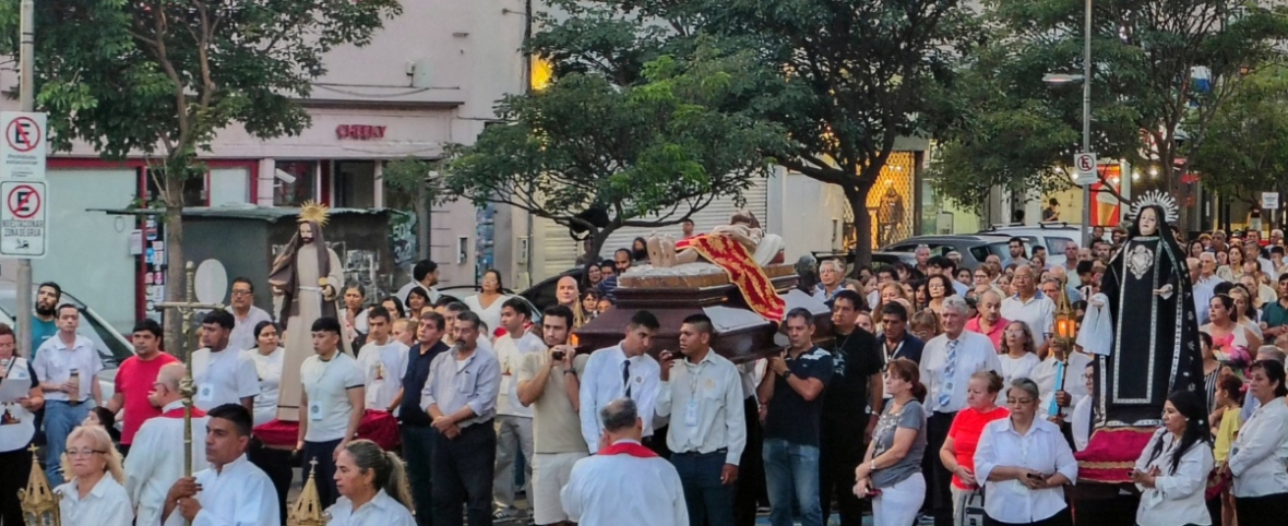 Vía Crucis por calles del casco céntrico  con meditaciones del Beato Esquiú