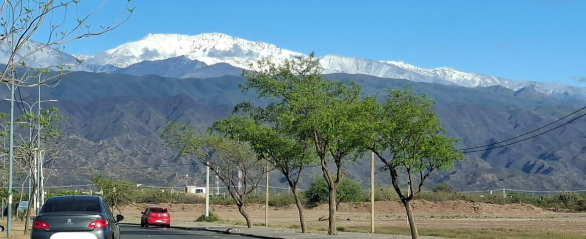 🏔️ El Manchao nevado: una postal después de la lluvia