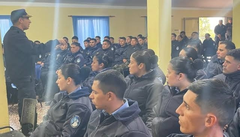 Nuevos agentes y oficiales de la Policía se suman a tareas de prevención