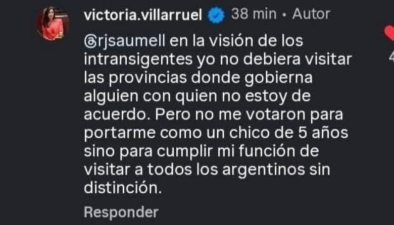 LA VICEPRESIDENTA LE RESPONDIÓ A QUIENES LA CRITICARON POR SU FOTO CON QUINTELA