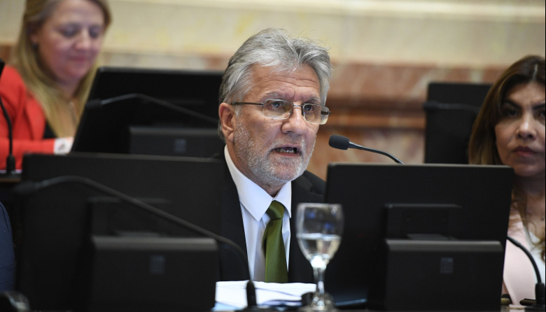 Andrada respaldó un acuerdo internacional para combatir la pesca ilegal y proteger el empleo