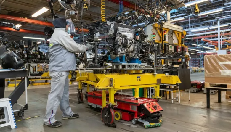 La economía creció 4,4% en 2025, pero se desaceleró por segundo trimestre consecutivo