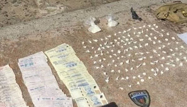 LOS AGARRARON CON COCAINA