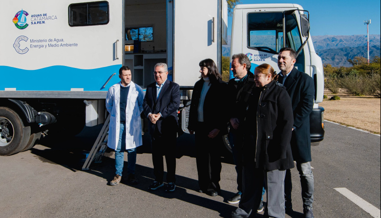Aguas de Catamarca suma un moderno laboratorio móvil para monitorear la calidad del agua en toda la provincia