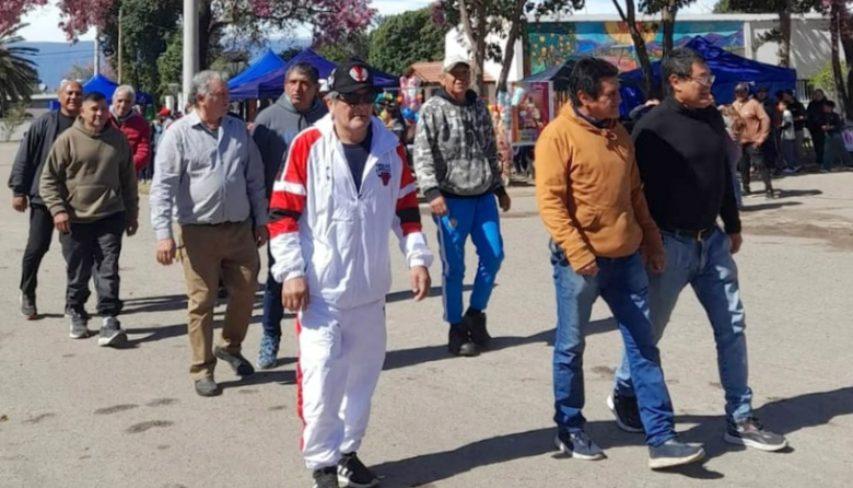 Las glorias del boxeo catamarqueño acompañaron el 57° aniversario de Nueva Coneta