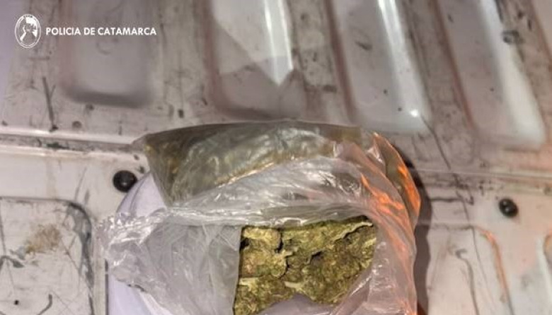 Personal policial secuestró Marihuana en el Este de la Capital
