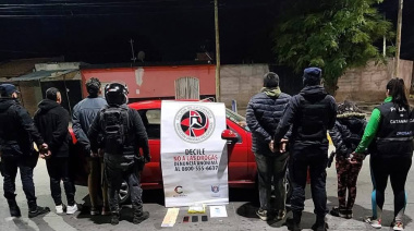 Durante un procedimiento contra el narcomenudeo detienen a cuatro personas y secuestran 1 kg de cocaína