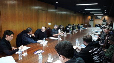 El peronismo dio un primer paso hacia la unidad y armará una campaña con CFK en la centralidad