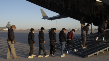Llegaron los 10 argentinos deportados de Estados Unidos