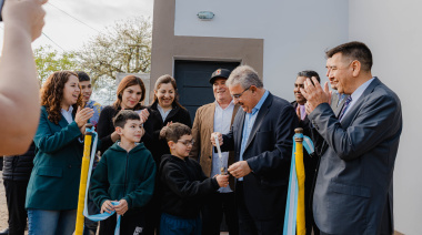 En Pomán, 19 familias recibieron sus nuevas viviendas sociales