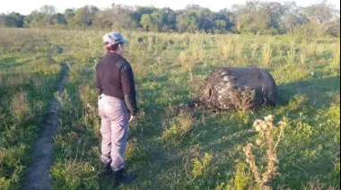 ENIGMA EN CHACO: UN OBJETO DESCONOCIDO CAYÓ DEL CIELO Y GENERA INQUIETUD ENTRE LOS VECINOS