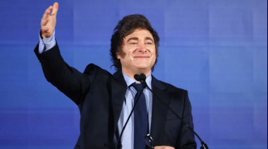 El Presidente celebra sus 55 años, antes del cierre de campaña del jueves en Rosario