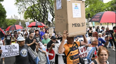 Nueva marcha de jubilados e incidentes en el Congreso