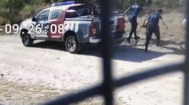 Indignación en Catamarca: policías arrojaron un perro muerto en la vía pública y generaron repudio vecinal