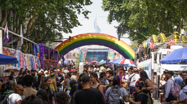 Nueva Marcha del Orgullo LGBTIQ+ en Buenos Aires: masiva convocatoria en Plaza de Mayo y el Congreso