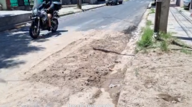Aguas de Catamarca rompió pavimento recién hecho en Av. Mota Botello 😠