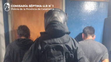 Detienen a dos hombres acusados de amenazar al dueño de una despensa