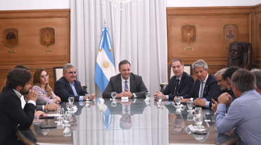 Empresas catamarqueñas firmaron un convenio con Aduana para agilizar exportaciones mediante un sistema digital