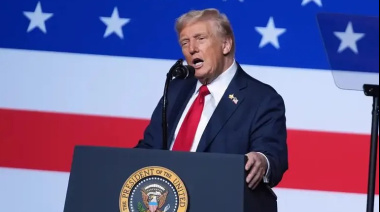 Donald Trump redobla la presión contra Maduro y anunció el "cierre total" del espacio aéreo de Venezuela