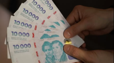 El Gobierno fijó un aumento de 16,8% en diez tramos para el salario mínimo