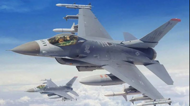 Llegan al país los aviones F-16: el domingo harán un vuelo rasante sobre la Ciudad de Buenos Aires