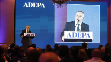 ADEPA destacó el rol del periodismo en la democracia y advirtió sobre intentos de silenciar voces
