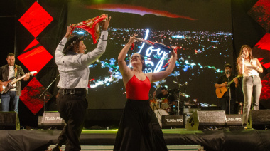El folklore fue el protagonista en la segunda jornada de la Feria del Patio Edición Navidad