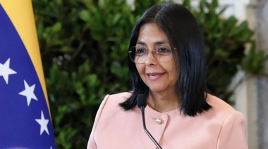Delcy Rodríguez se comprometió a lograr el retorno de Maduro y su esposa