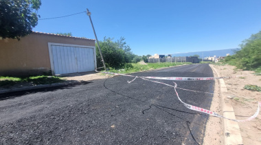 Avanzan los trabajos de riego de imprimación y retapado asfáltico en Calera del Sauce