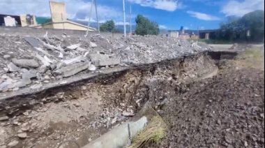 🛠️ OBRAS EN AVENIDA LATZINA: AVANZA EL RECAMBIO DE CAÑOS PLUVIALES