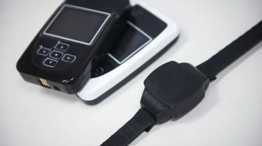 Imputan y detienen a un hombre por quitarse la pulsera electrónica en el Distrito Norte