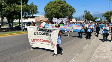 Docentes autoconvocados convocan a una nueva movilización en Capital