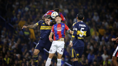 Boca y San Lorenzo empataron en un clásico vibrante en La Bombonera