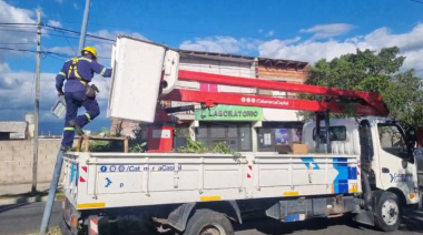 Avanza el recambio de luminarias LED en avenida Misiones
