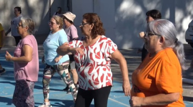 Catamarca Despierta acompañó una jornada de zumba en el Concejo de Adultos Mayores