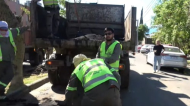 Avanza el operativo de bacheo en la Capital: trabajos en Mariano Moreno y zonas aledañas