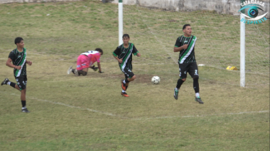 ⚽🔥 ¡Goleada y show en la 4ta división! 🔥⚽