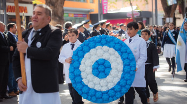 Valle Viejo conmemoró el 216° aniversario de la Revolución de Mayo con un multitudinario desfile cívico