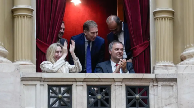 El oficialismo activa un operativo político ante los rumores sobre la salida de Adorni