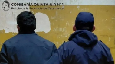 Discutió con su pareja, la tomó del cuello y la arrojó del colectivo en movimiento
