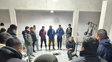 Efectivos policiales participaron de una capacitación sobre primeros auxilios y técnicas de atención primaria en La Paz