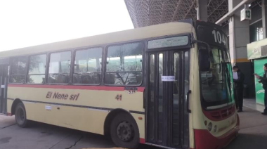Secuestran un colectivo en la Terminal de Ómnibus por tener la RTO vencida