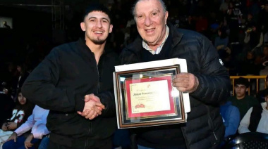 Homenaje para Josué "La Máquina" Agüero
