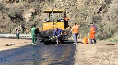 Vialidad Provincial y Vialidad Nacional avanzan con la pavimentación de un tramo clave de la Ruta Nacional 60
